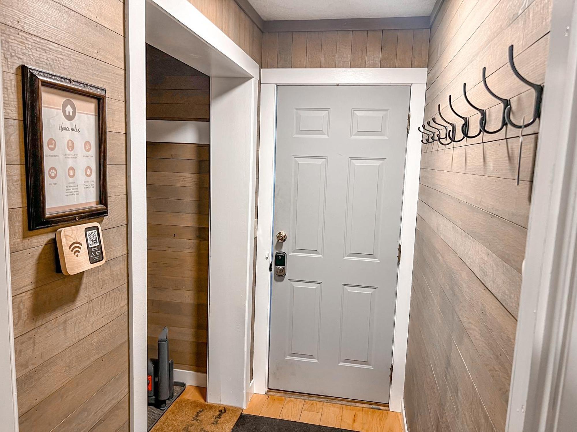 Remodeled Summit Condo At Snowshoe - Modern & Cozy Buitenkant foto